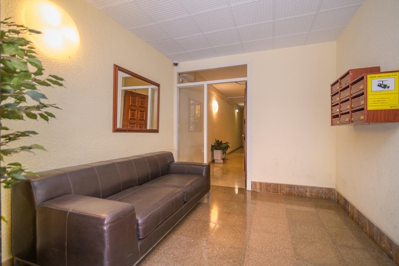 Piso – Barcelona 100.00 m2 photo54