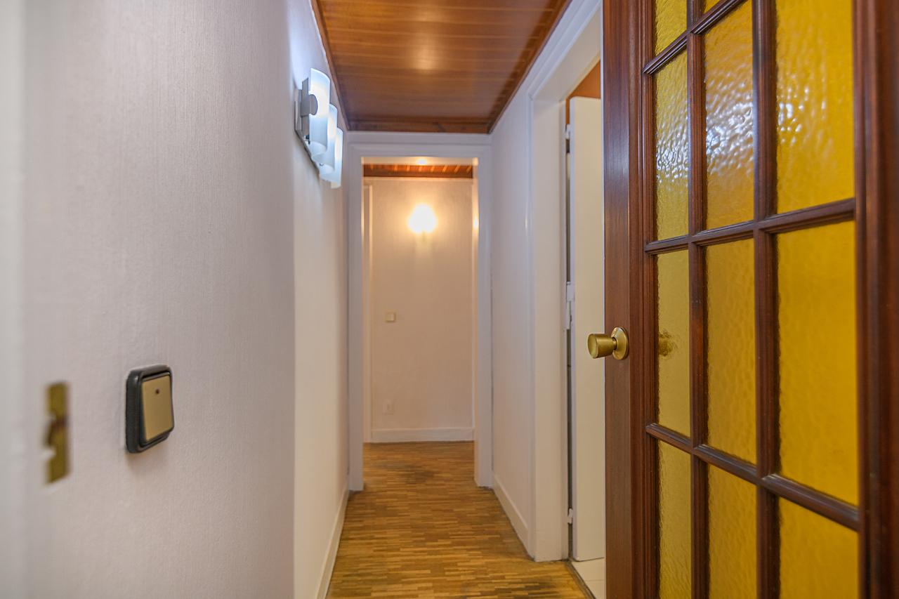 Piso – Barcelona 100.00 m2 photo10