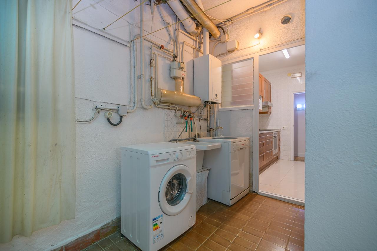 Piso – Barcelona 100.00 m2 photo18