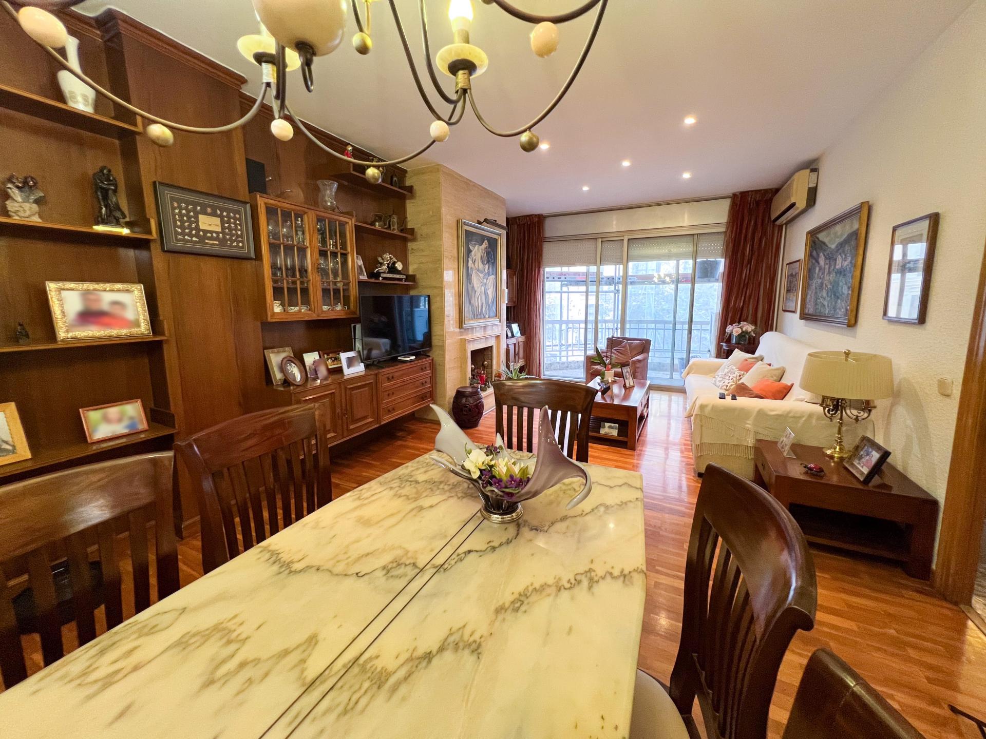 Piso – Barcelona 122.00 m2 photo4