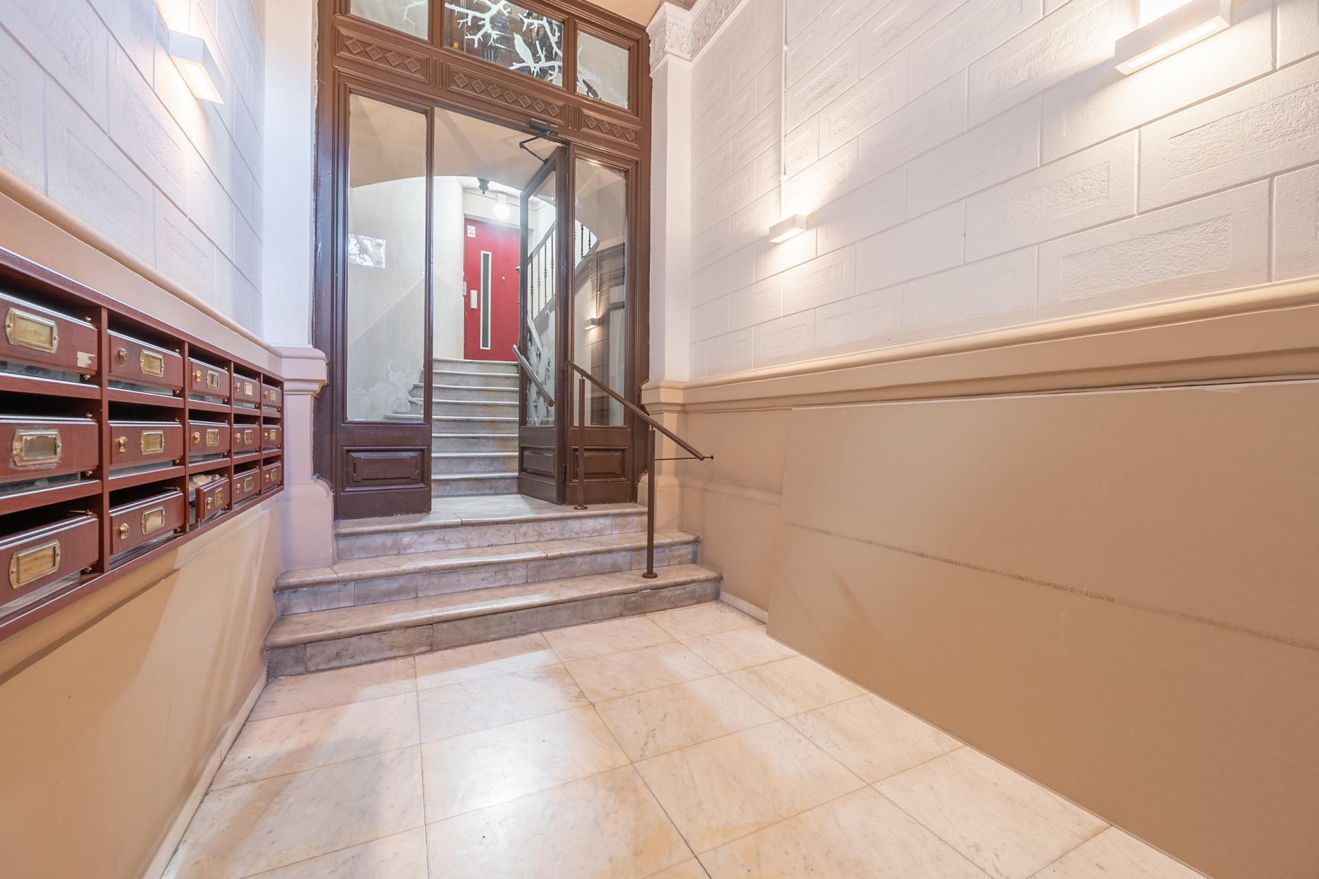 Piso – Barcelona 101.00 m2 photo31