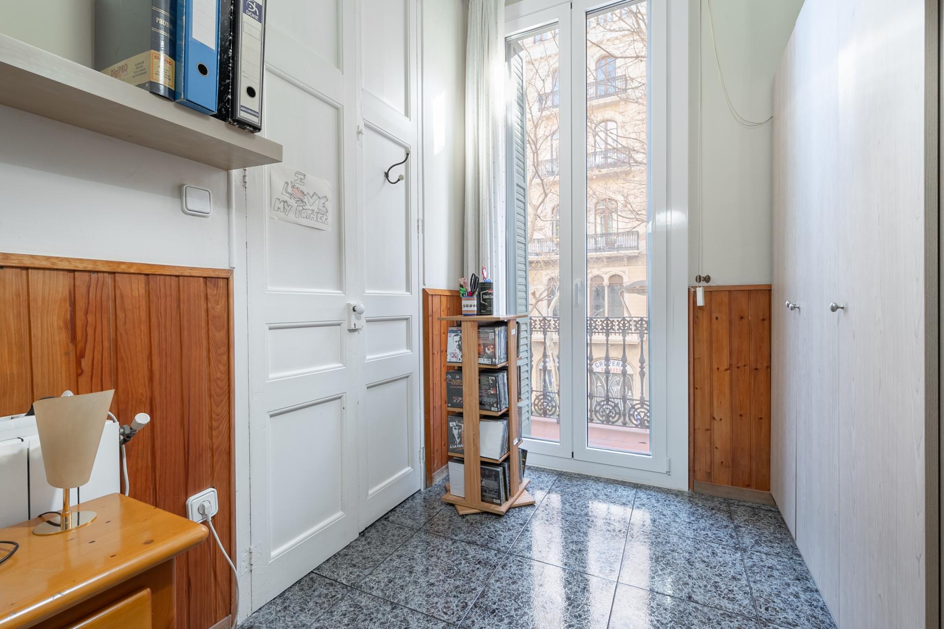 Piso – Barcelona 101.00 m2 photo24