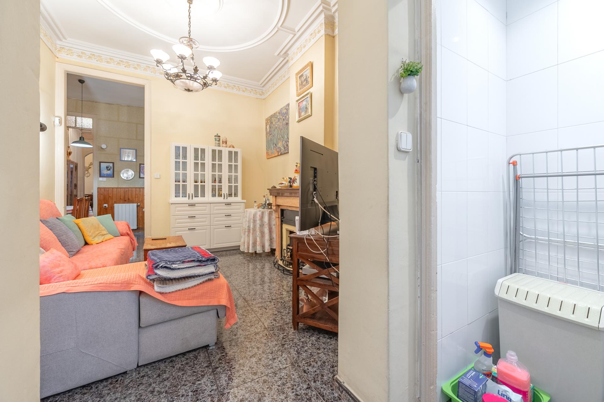 Piso – Barcelona 101.00 m2 photo14