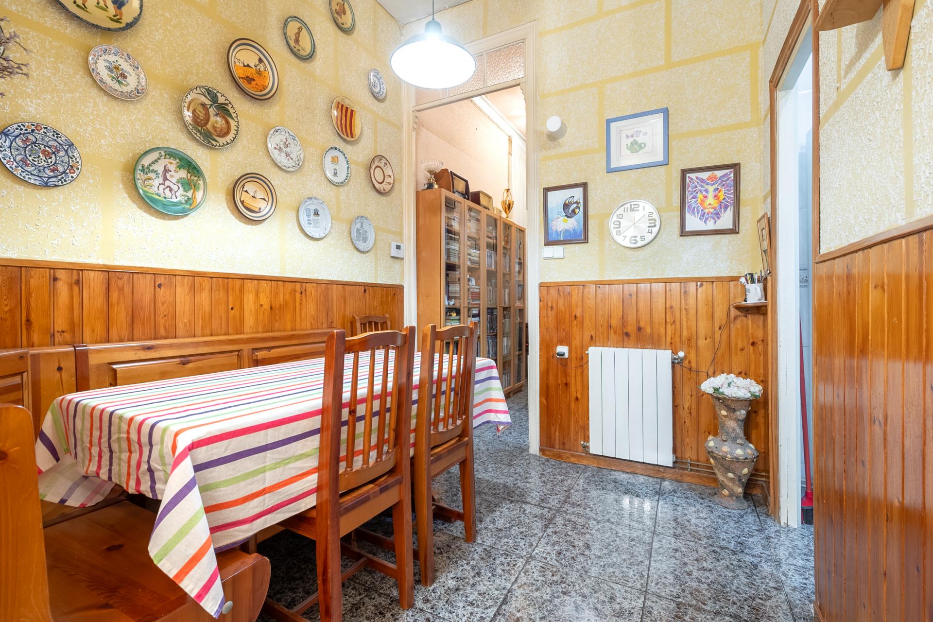 Piso – Barcelona 101.00 m2 photo15