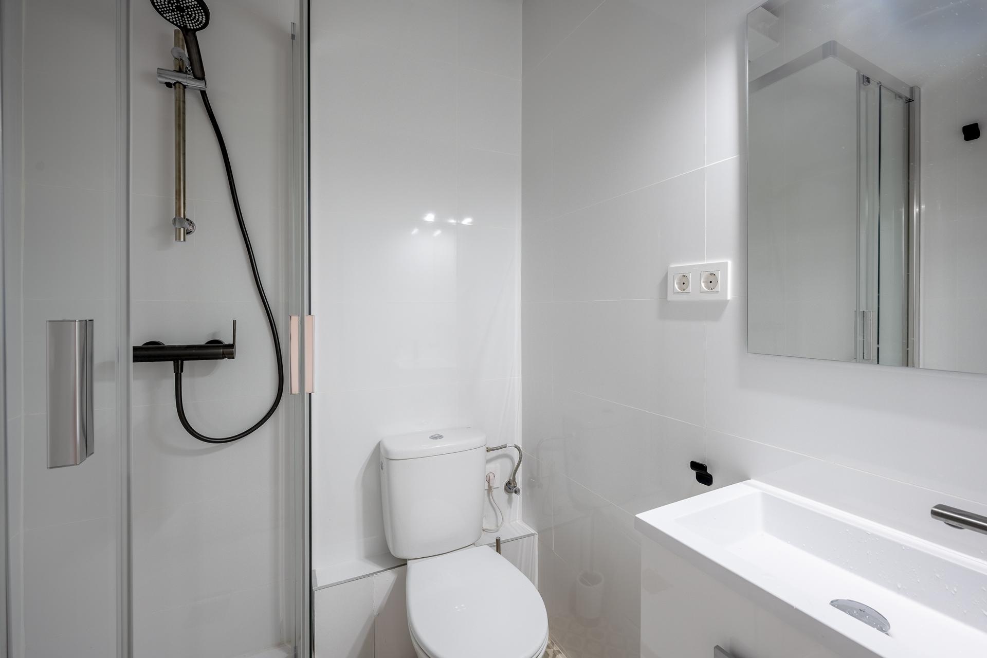 Piso – Barcelona 75.00 m2 photo26