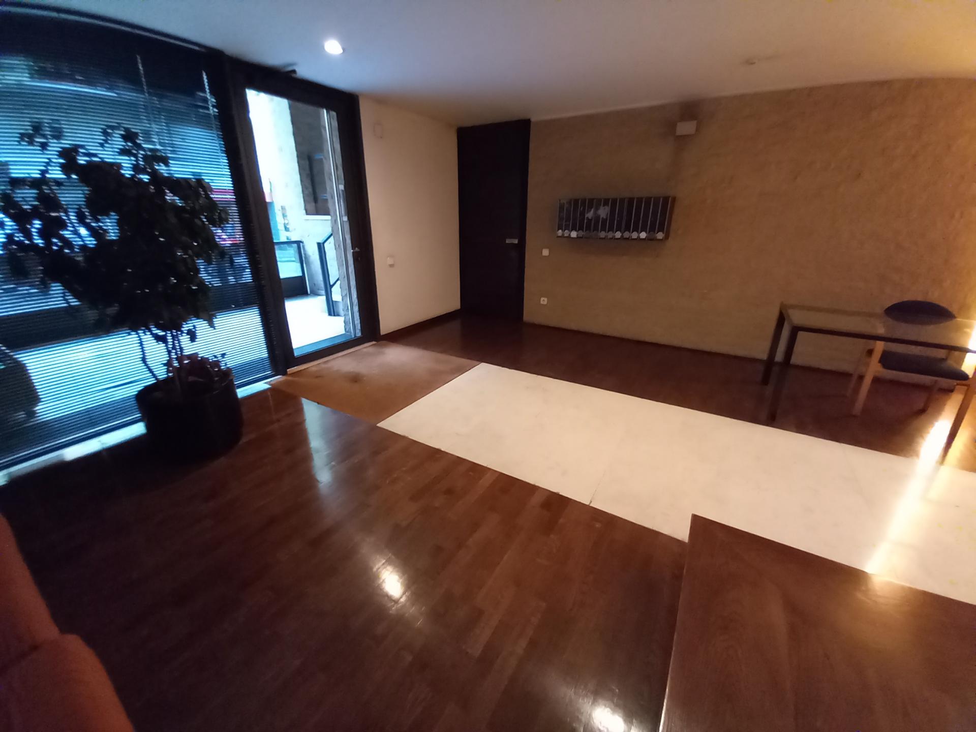 Otras casas – Barcelona 190.00 m2 photo12