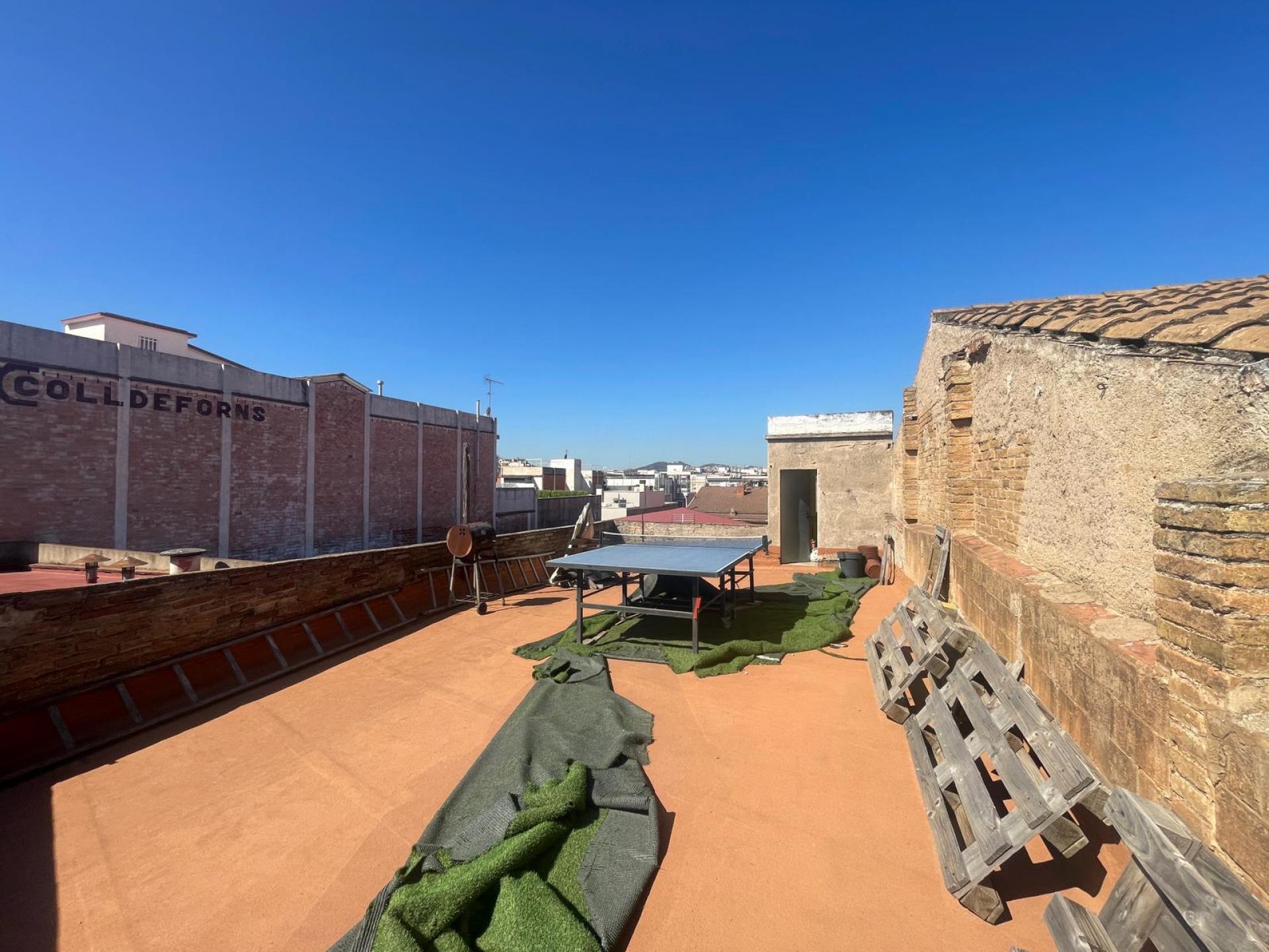 Propiedad vertical – Santa Coloma de Gramenet 350.00 m2 photo5