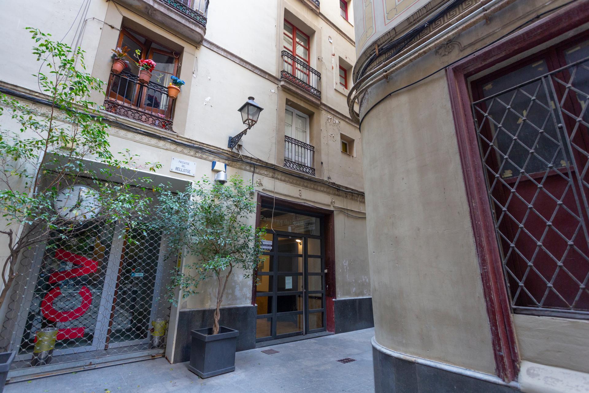 Piso – Barcelona 63.00 m2 photo19