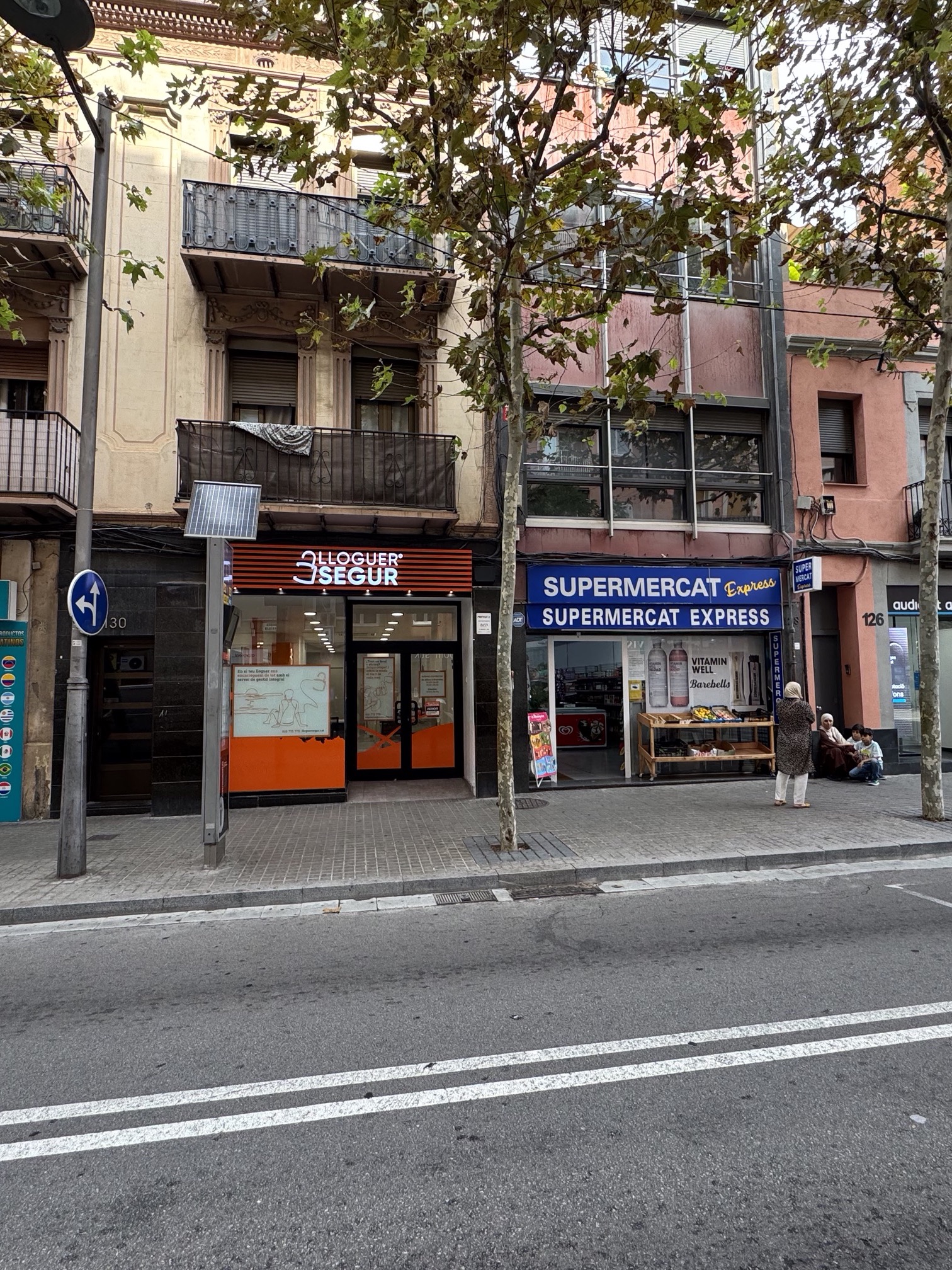 Otras casas – Hospitalet de Llobregat 137.00 m2