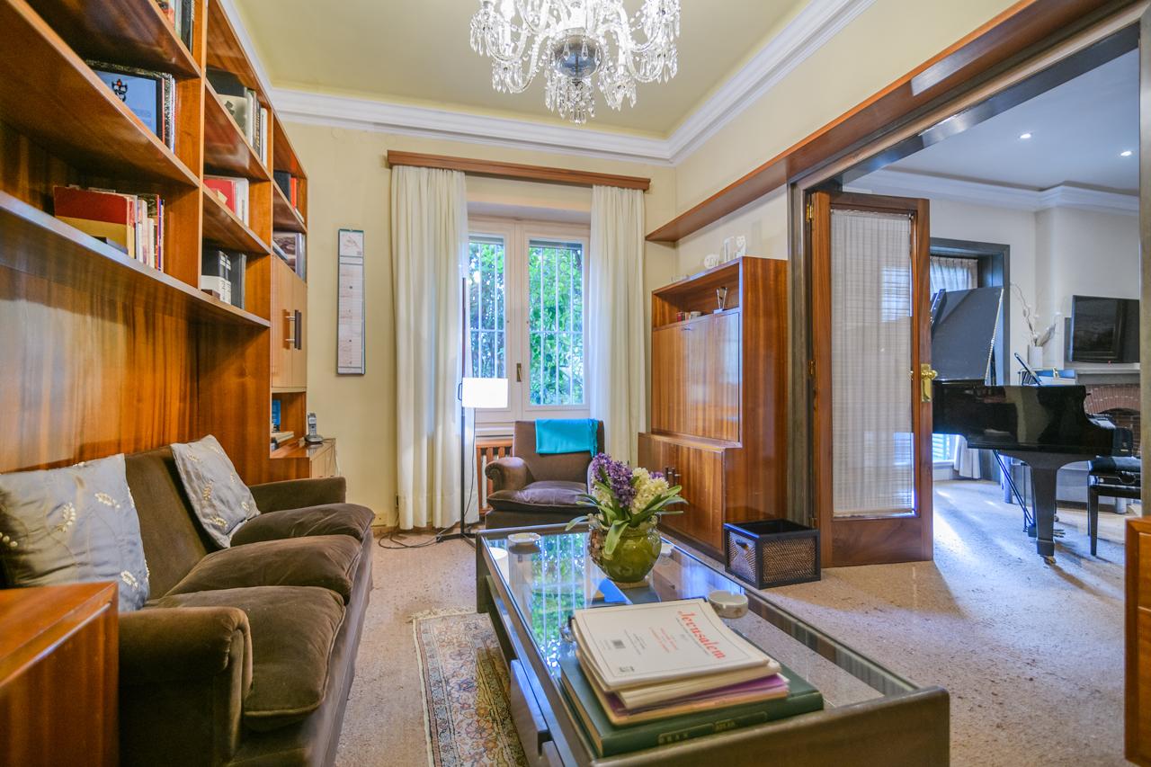 Piso – Barcelona 350.00 m2 photo9