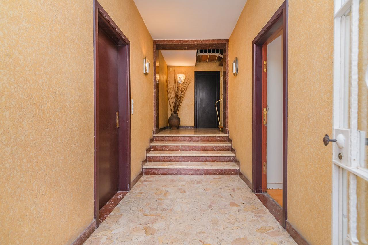 Piso – Barcelona 350.00 m2 photo18