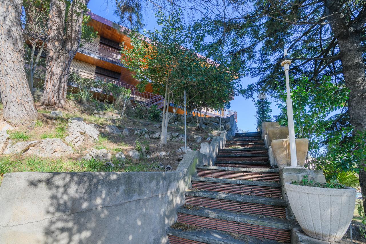 Chalet – Manresa 795.00 m2 photo58