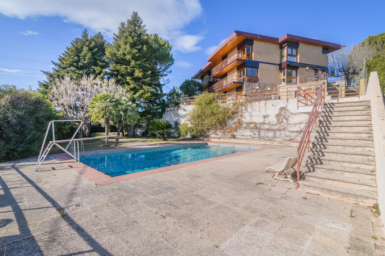 Chalet – Manresa 795.00 m2 photo55