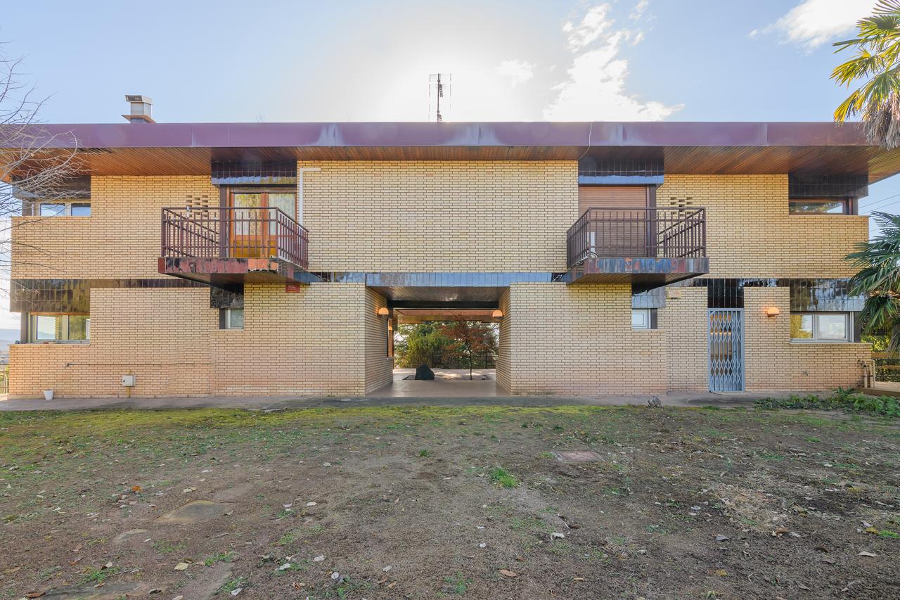 Chalet – Manresa 795.00 m2 photo52