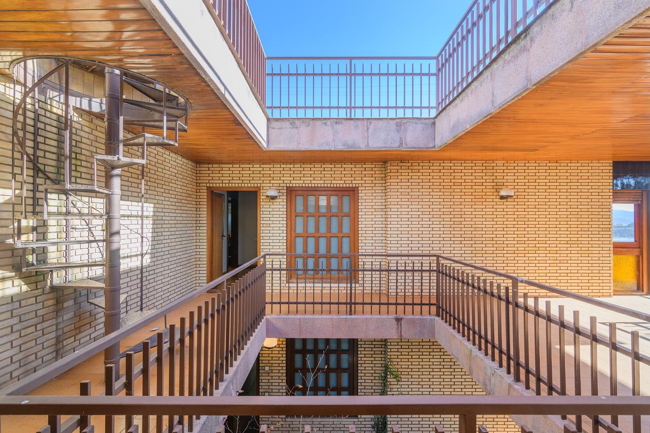 Chalet – Manresa 795.00 m2 photo46