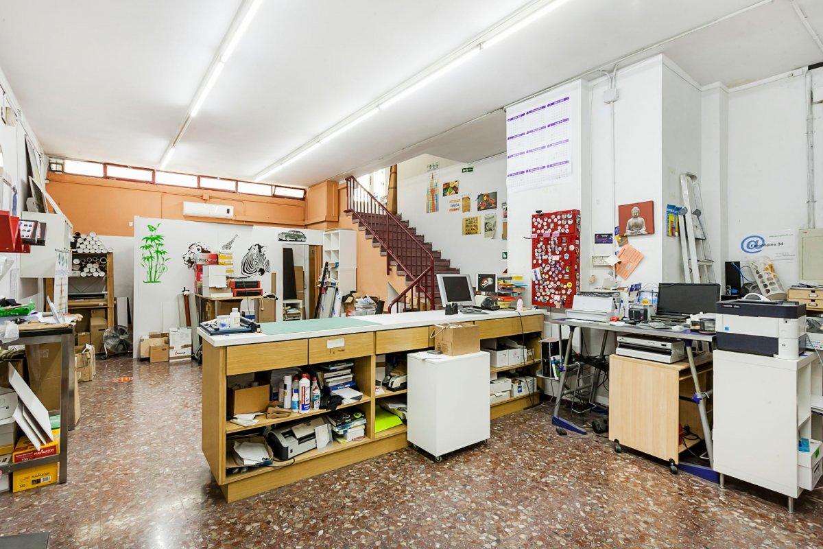 Local comercial – Barcelona 70.00 m2 photo3