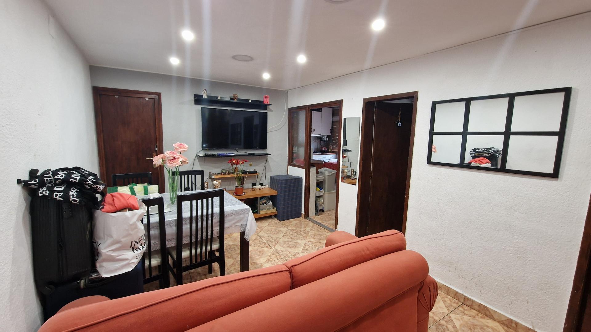 Piso – Hospitalet de Llobregat 60.00 m2 photo3