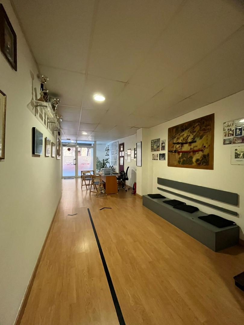 Local comercial – Barcelona 230.00 m2 photo3