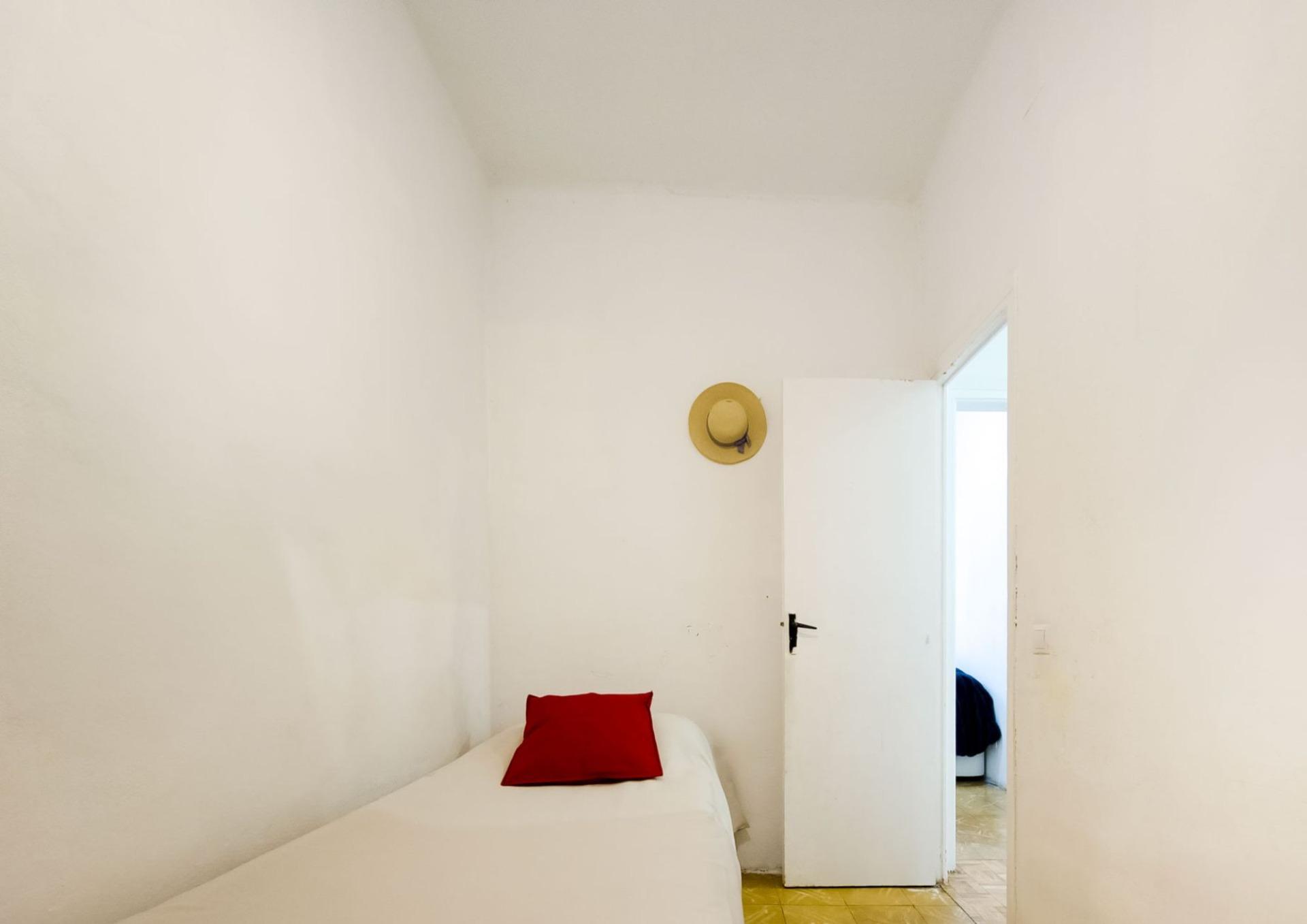 Pis – Barcelona 74.00 m2 photo18