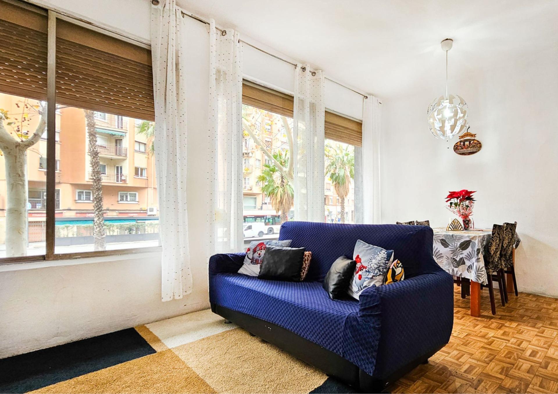 Pis – Barcelona 74.00 m2 photo3