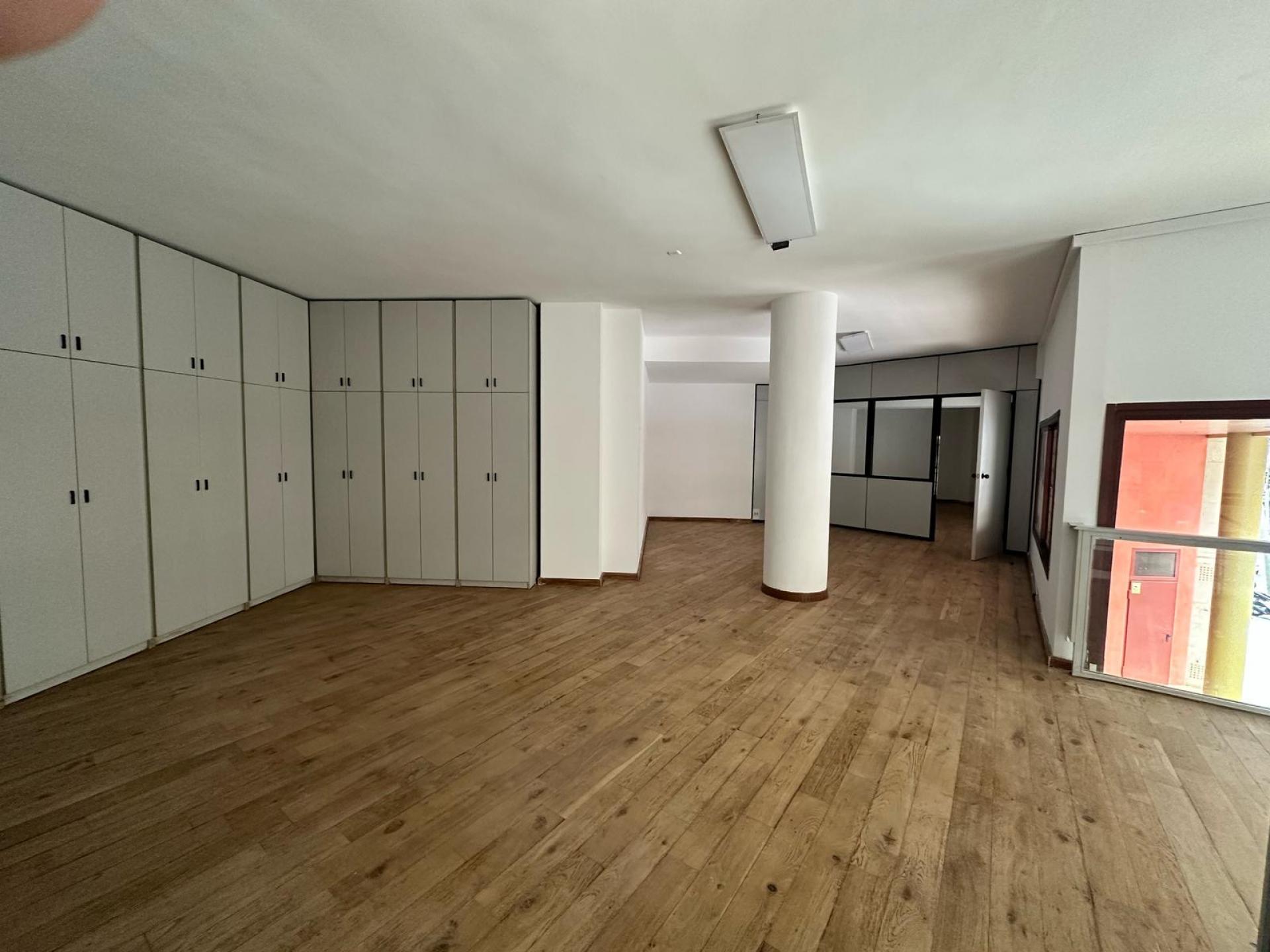 Local comercial – Barcelona 130.00 m2 photo5