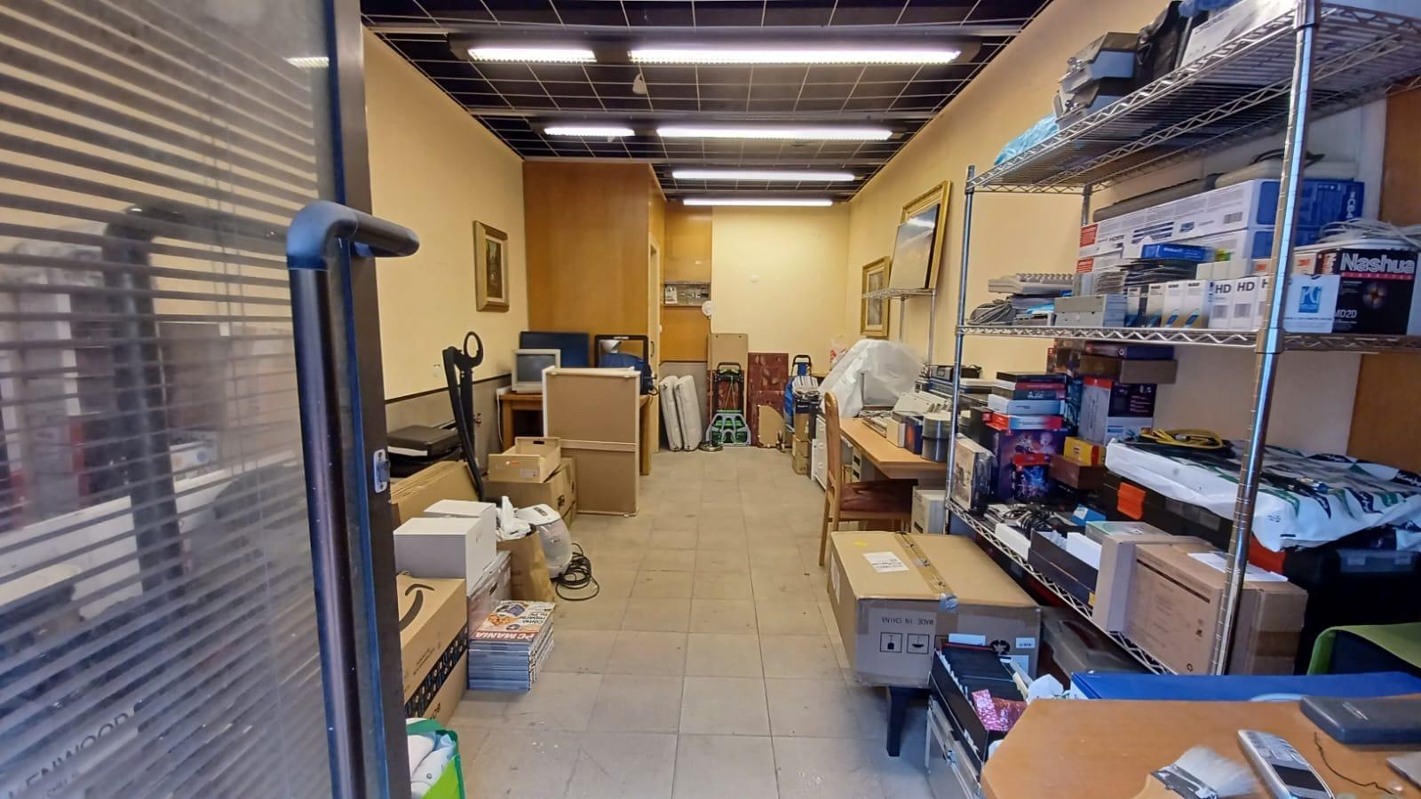 Local comercial – Barcelona 25.00 m2 photo3