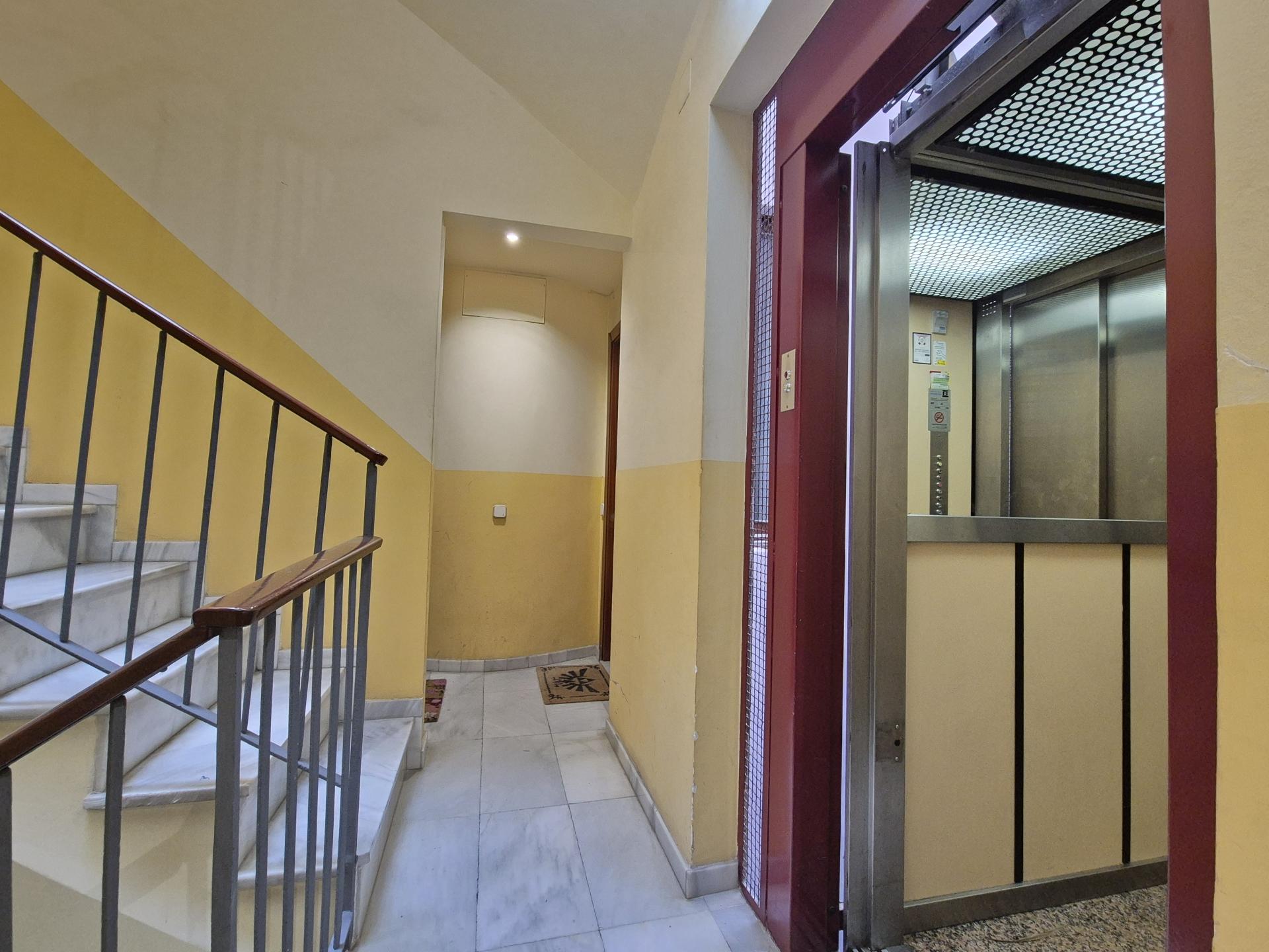 Piso – Barcelona 53.00 m2 photo16