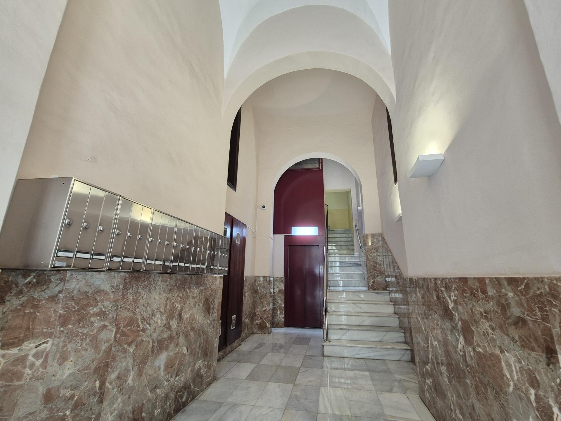 Piso – Barcelona 53.00 m2 photo15