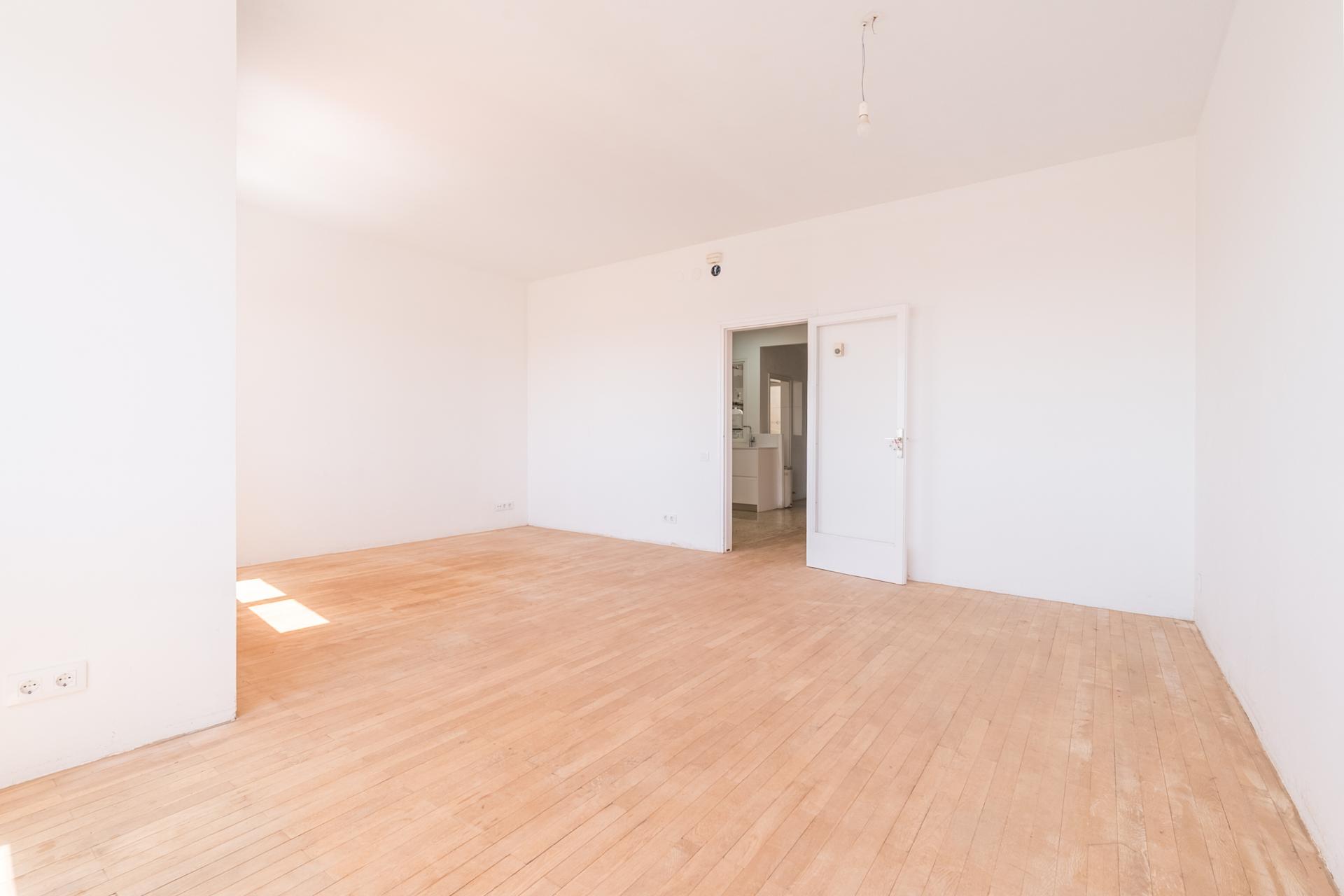 Piso – Barcelona 125.00 m2 photo25