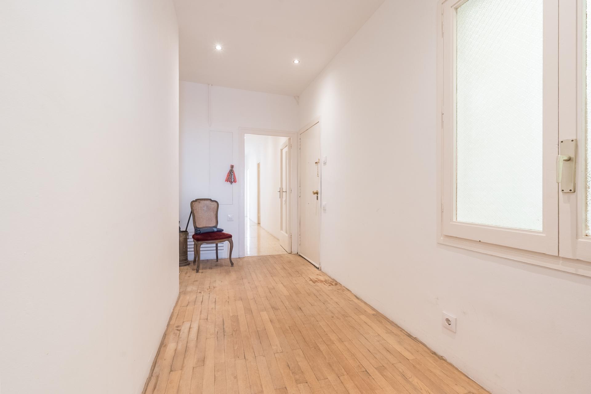 Piso – Barcelona 125.00 m2 photo17