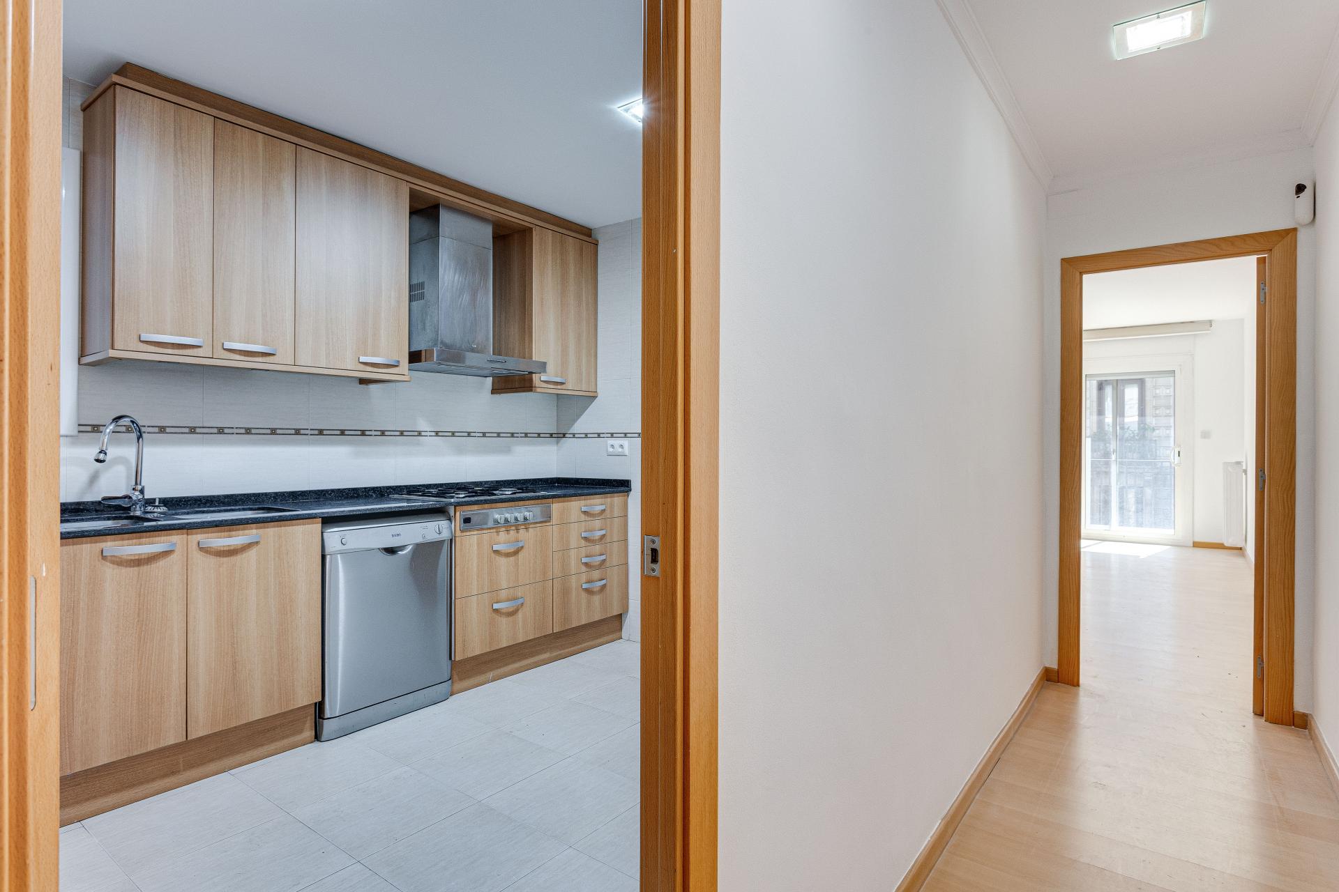 Piso – Barcelona 86.00 m2 photo9