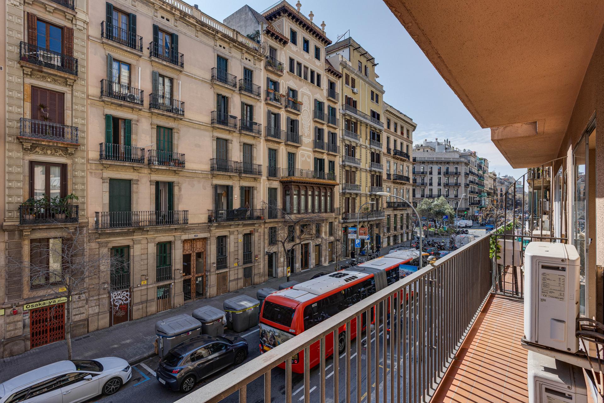 Piso – Barcelona 110.00 m2 photo4