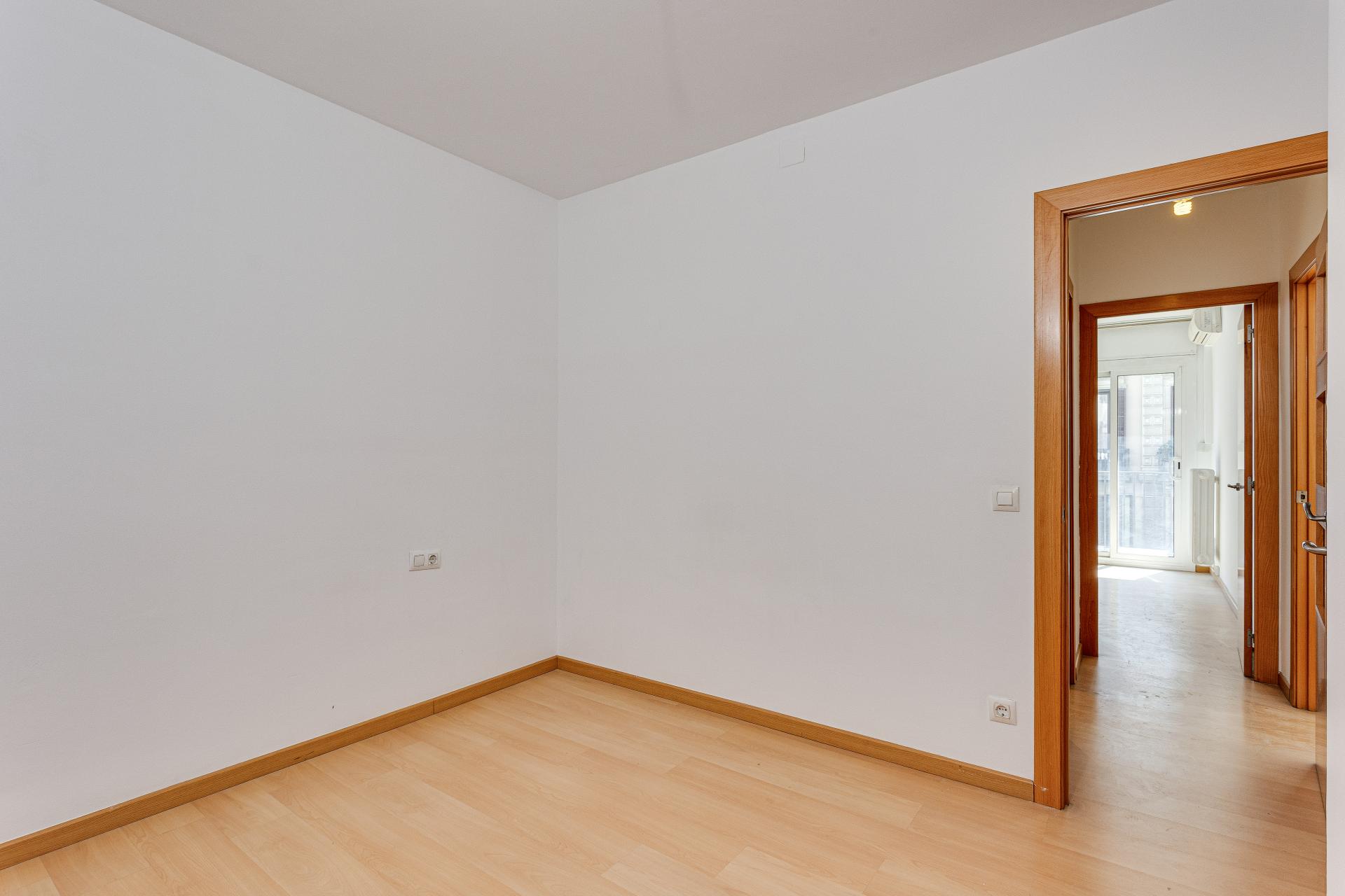 Piso – Barcelona 86.00 m2 photo28