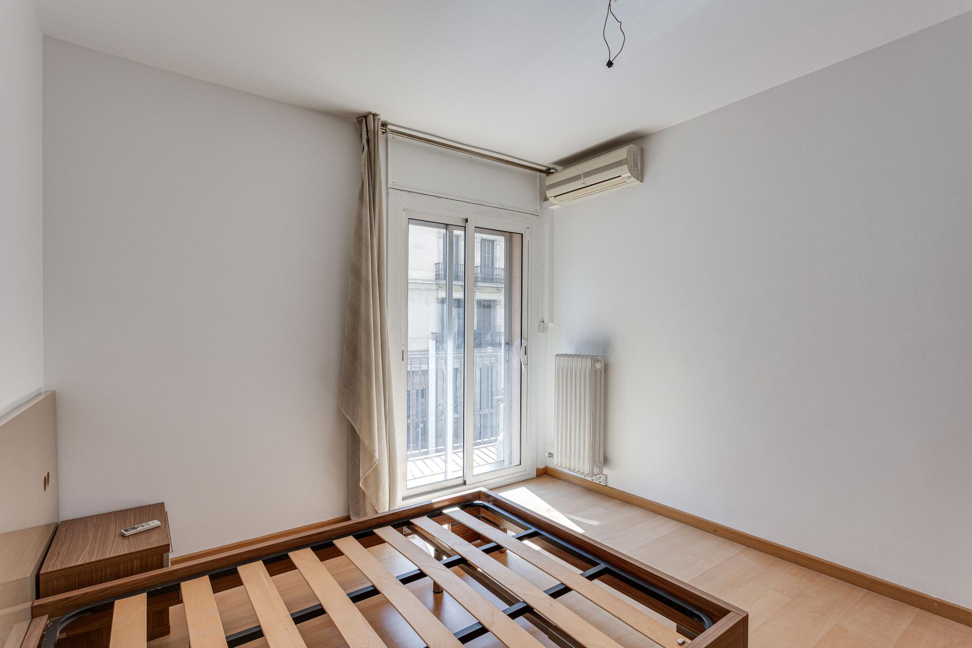 Piso – Barcelona 86.00 m2 photo18