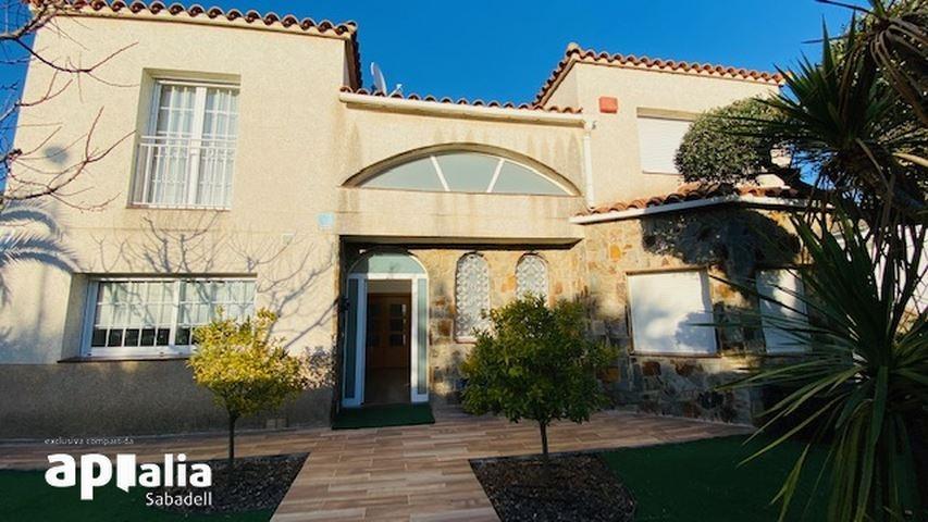 Chalet – Sabadell 311.00 m2 photo2