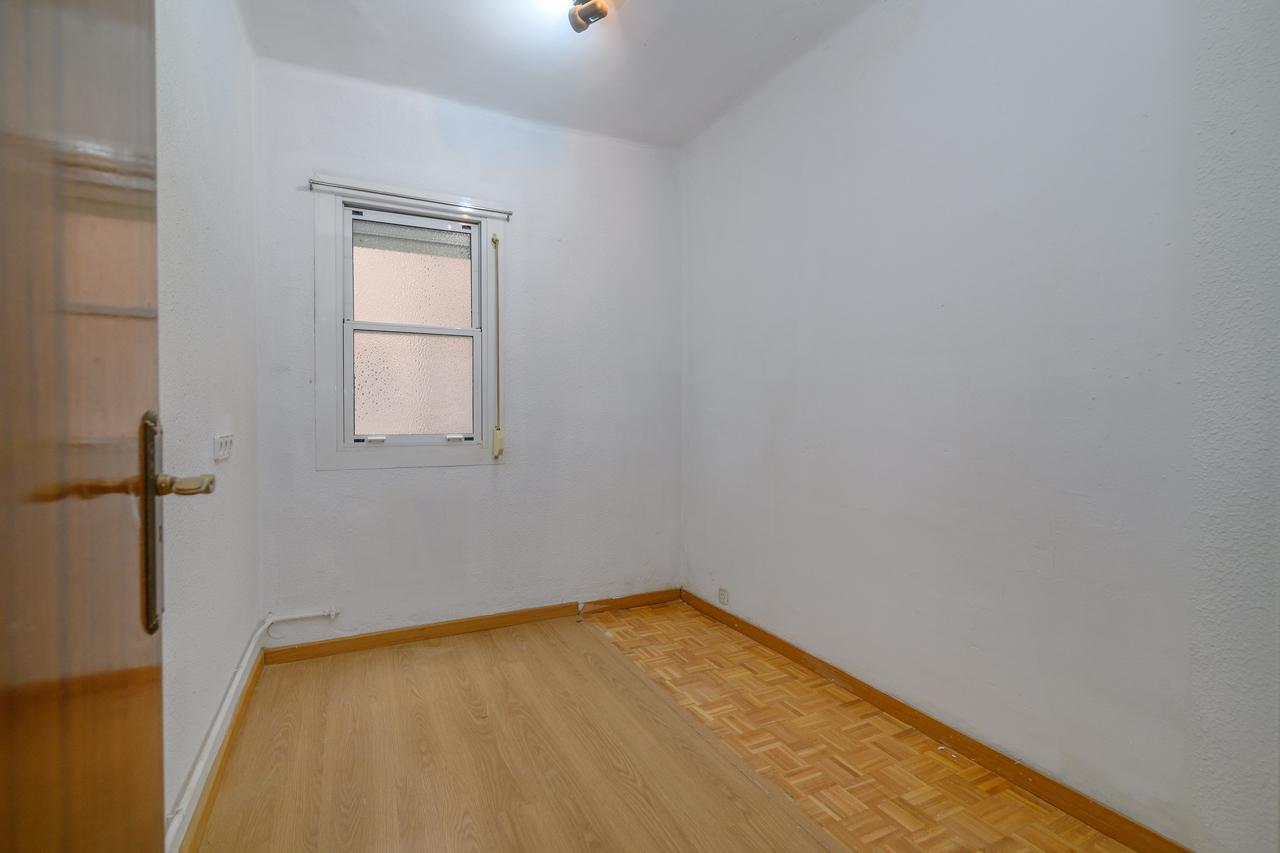 Piso – Barcelona 65.00 m2 photo26