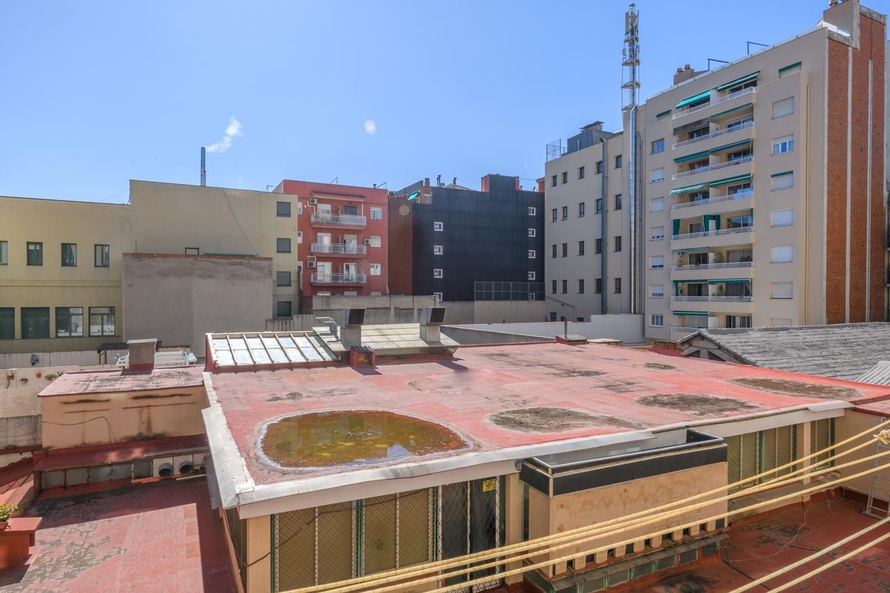 Piso – Barcelona 65.00 m2 photo7
