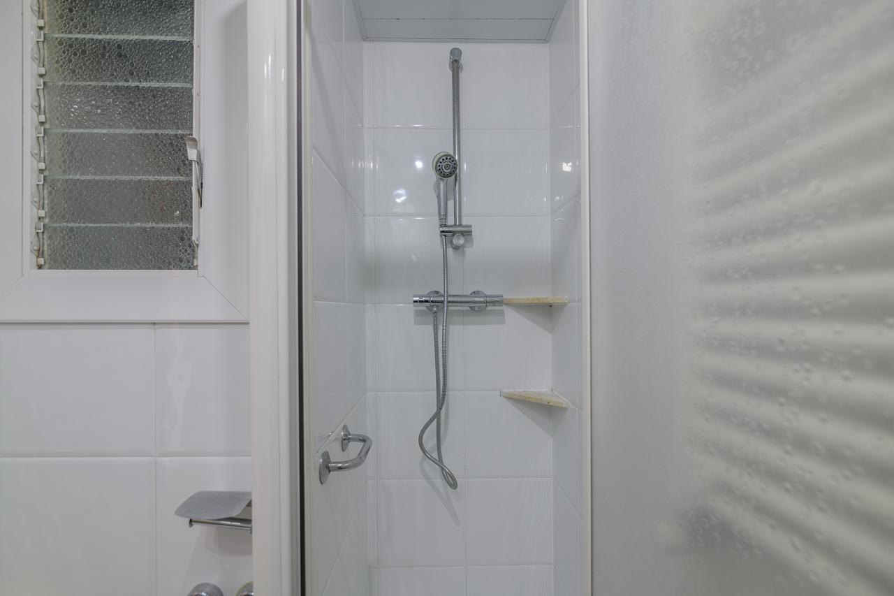 Piso – Barcelona 65.00 m2 photo24