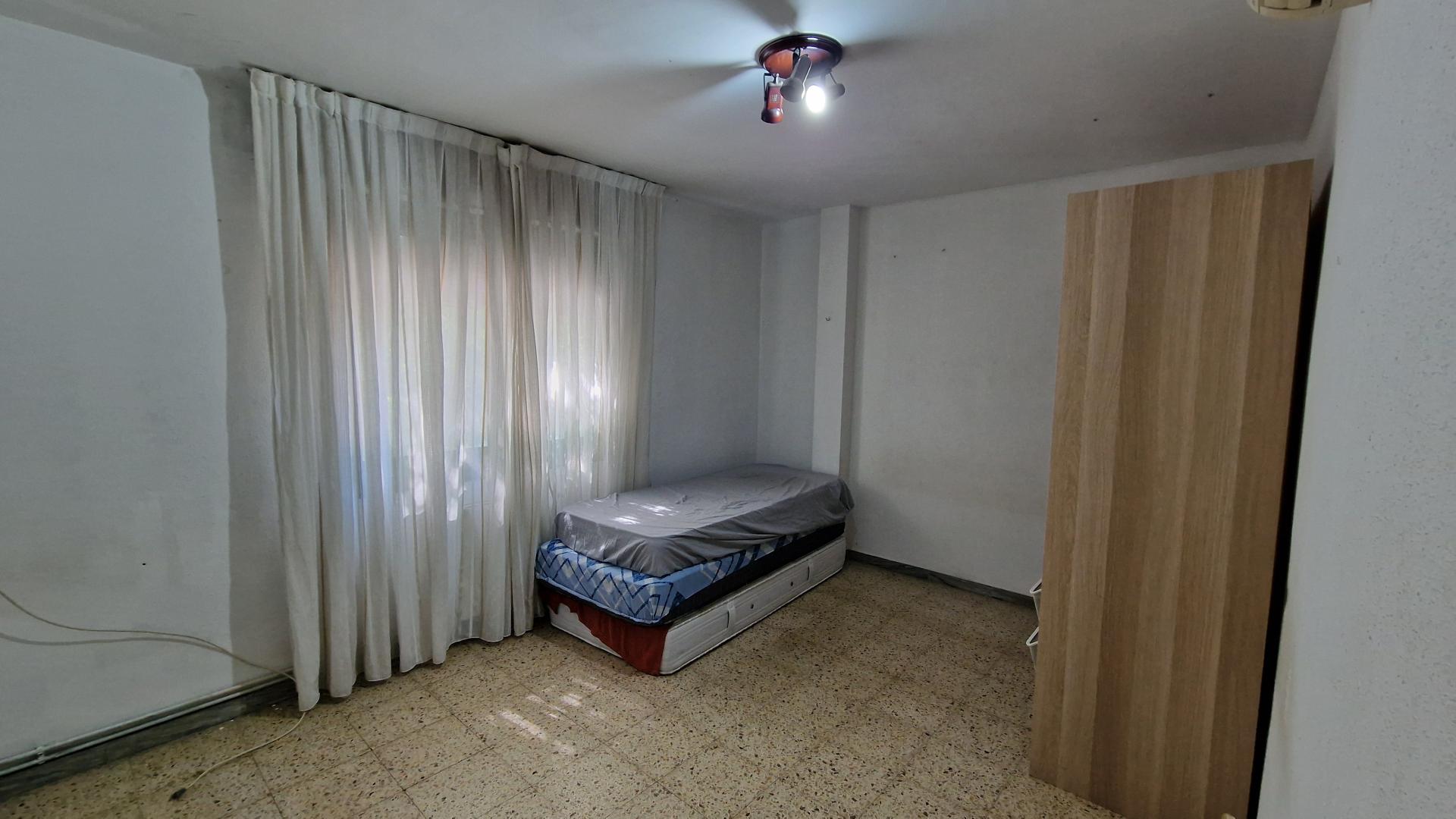 Piso – Hospitalet de Llobregat 80.00 m2 photo10