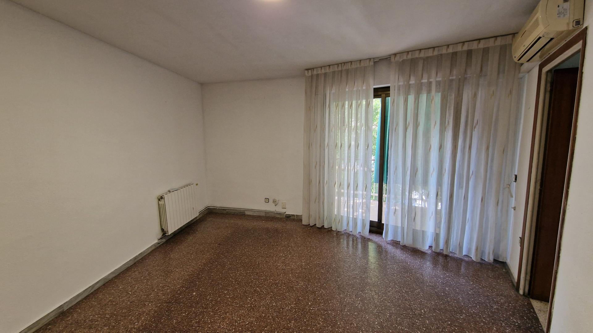 Piso – Hospitalet de Llobregat 80.00 m2 photo3