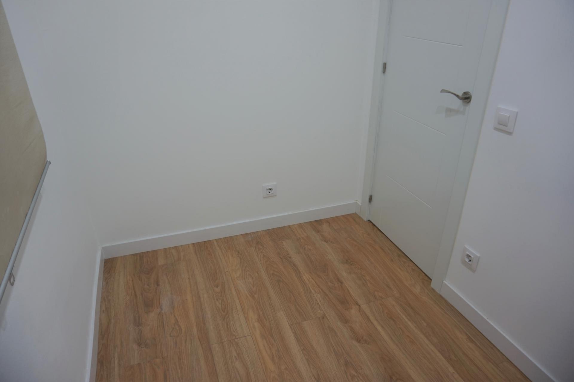 Piso – Barcelona 53.00 m2 photo12