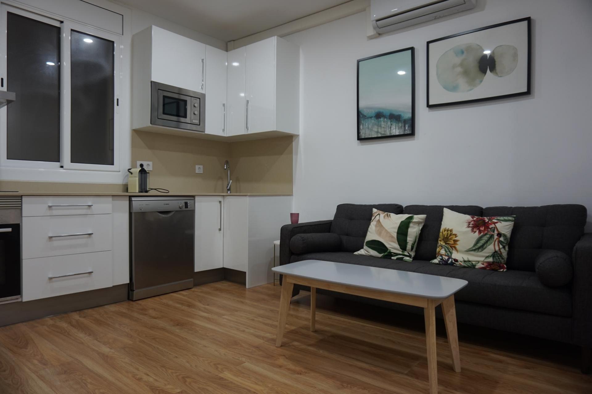 Piso – Barcelona 53.00 m2 photo2