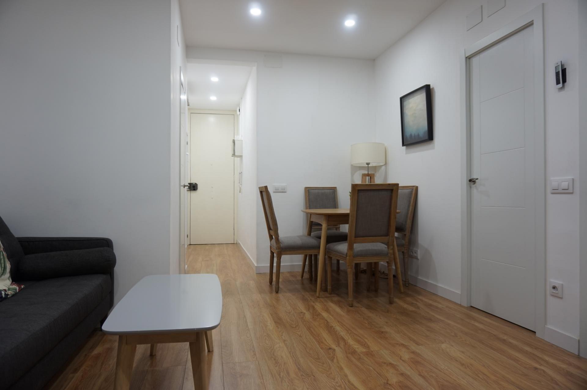 Piso – Barcelona 53.00 m2 photo11
