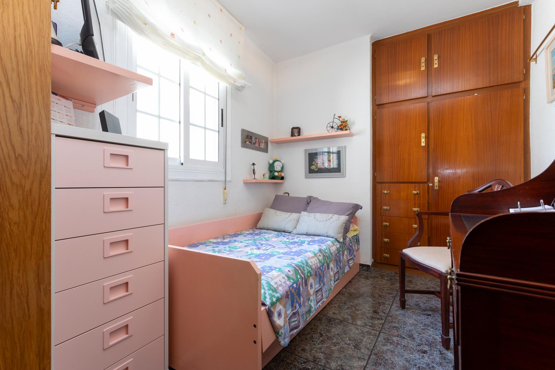 Piso – Santa Coloma de Gramenet 81.00 m2 photo15