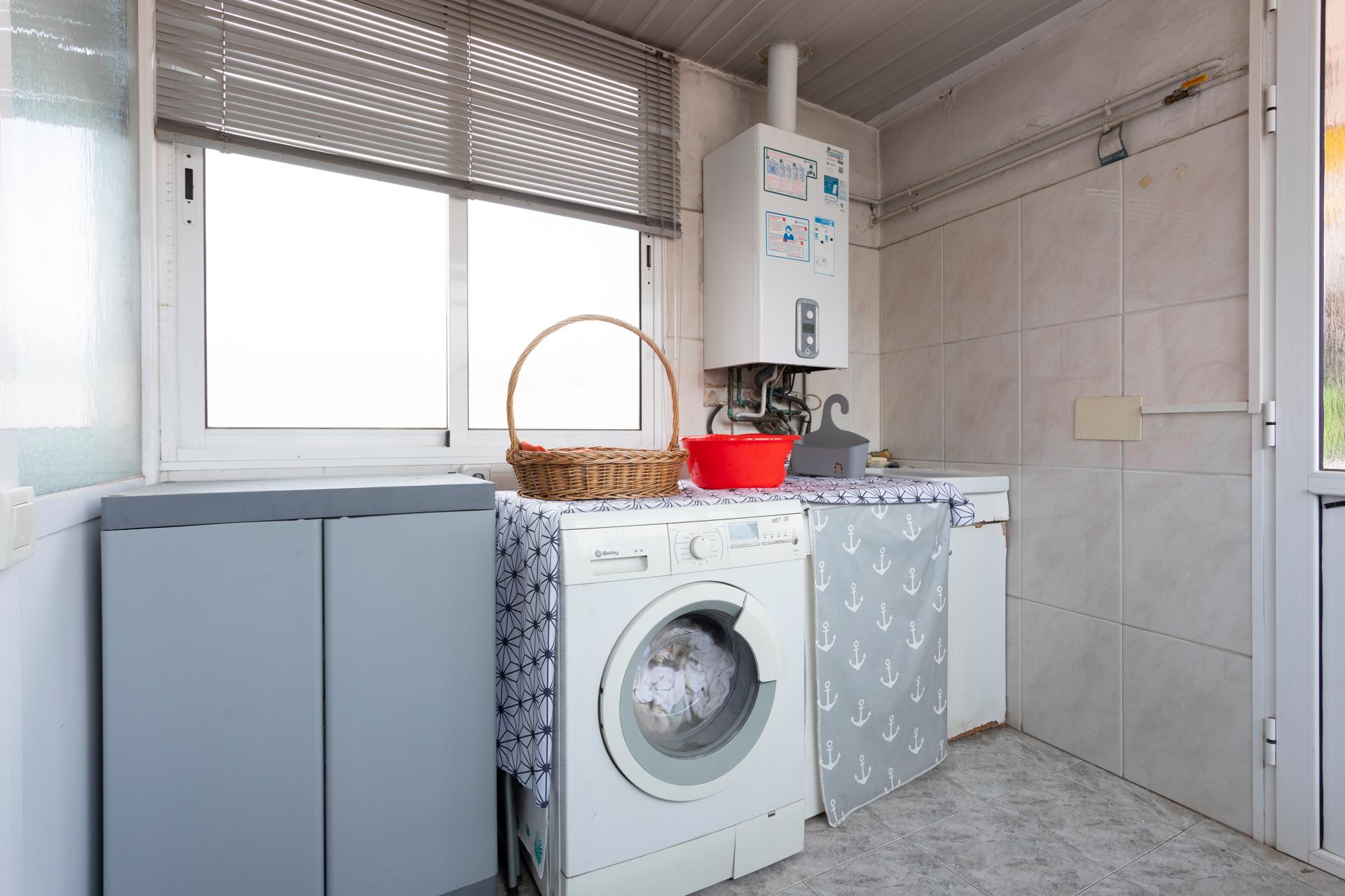 Piso – Santa Coloma de Gramenet 81.00 m2 photo23