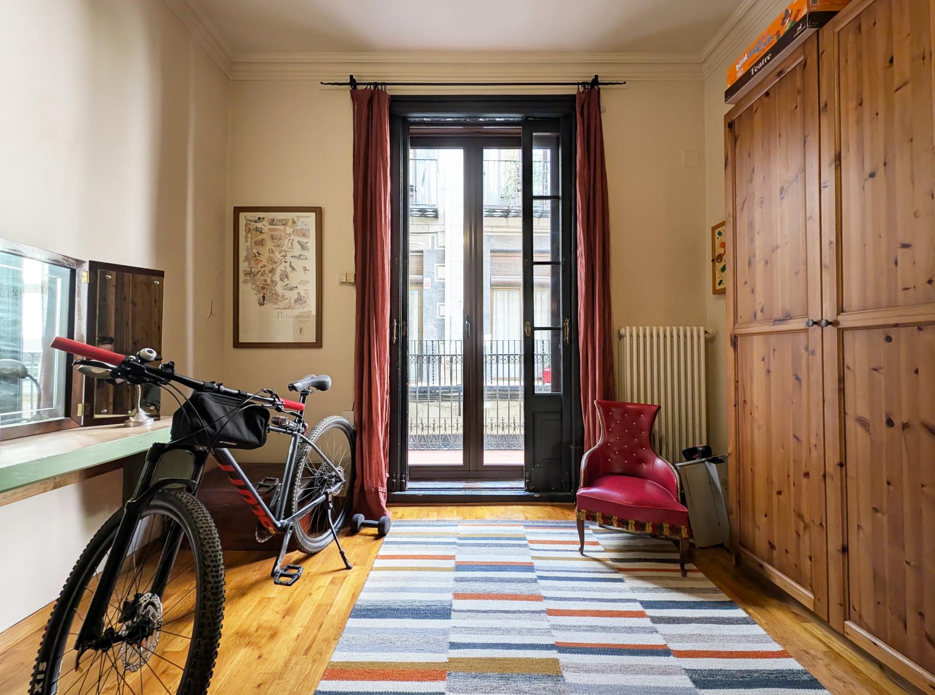 Piso – Barcelona 202.00 m2 photo25