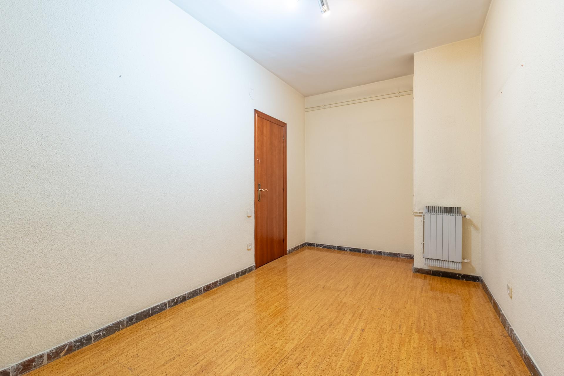 Piso – Barcelona 94.00 m2 photo12