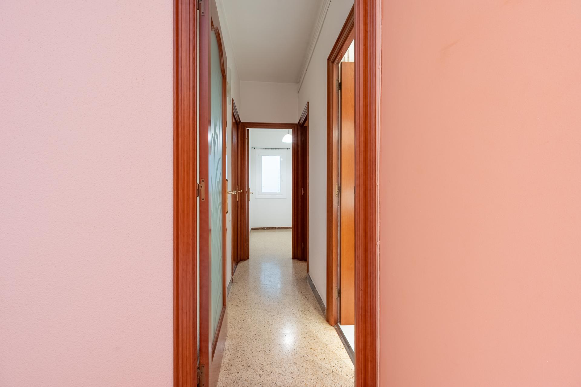 Piso – Barcelona 94.00 m2 photo20