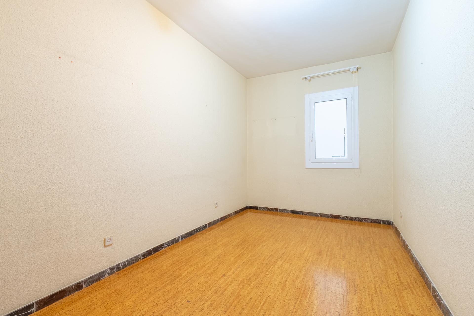 Piso – Barcelona 94.00 m2 photo11