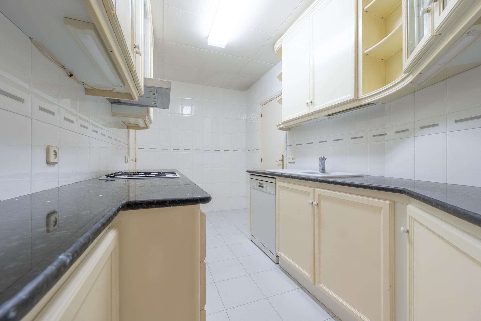Piso – Barcelona 94.00 m2 photo7